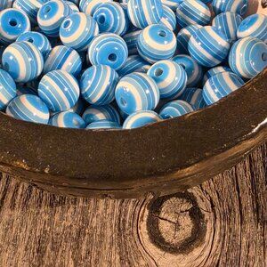 Vintage 70s Lucite Acrylic Striped 12mm Round Blue White Beads 10 pcs